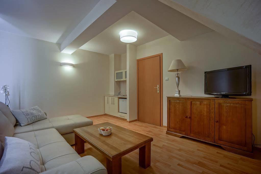 Jawor Pokoje I Apartamenty Zakopane Exterior photo